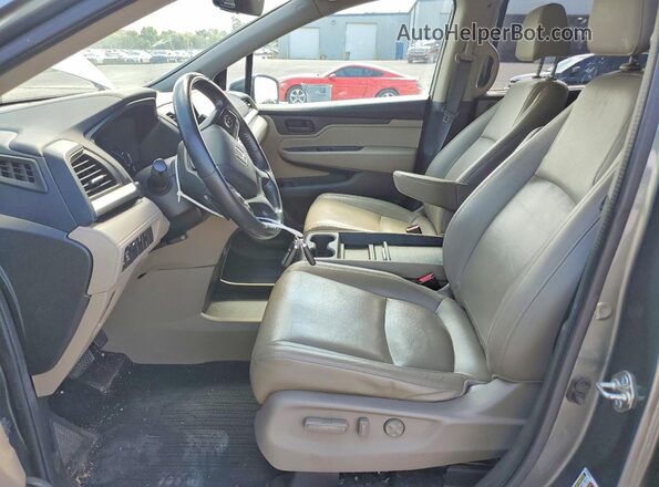 5FNRL6H76JB008173 2018 HONDA ODYSSEY Gray Widok wnętrza z przodu