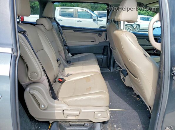 5FNRL6H76JB008173 2018 HONDA ODYSSEY Gray Widok wnętrza z tyłu