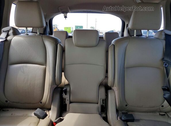 5FNRL6H76JB008173 2018 HONDA ODYSSEY Gray Widok tylnych siedzeń