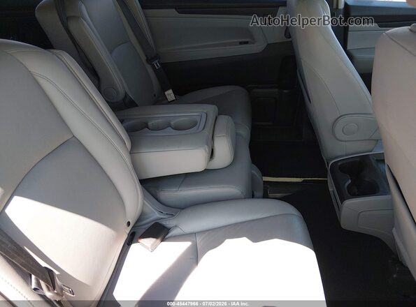 5FNRL6H76JB090597 2018 HONDA ODYSSEY Black Widok naklejki z numerem VIN