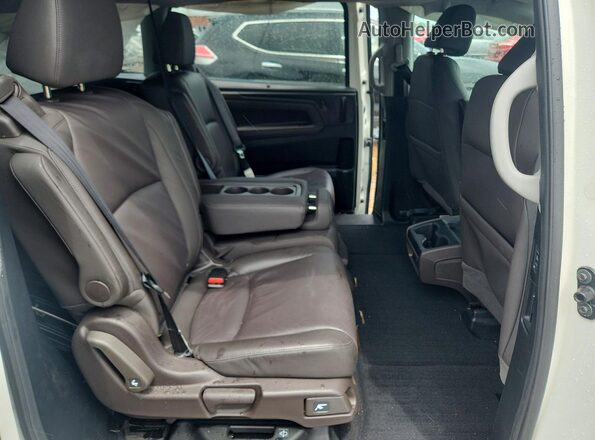 5FNRL6H76KB011950 2019 HONDA ODYSSEY White Widok wnętrza z tyłu