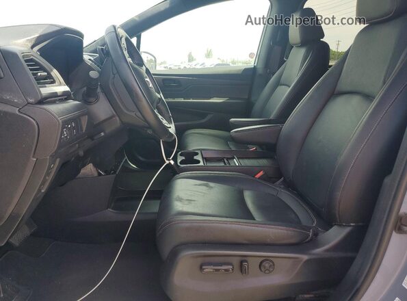 5FNRL6H76RB053402 2024 HONDA ODYSSEY Серый Вид салона спереди