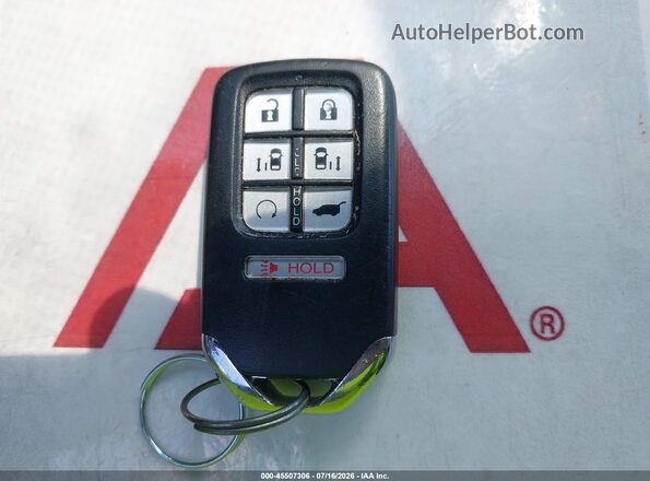 5FNRL6H77JB057303 2018 HONDA ODYSSEY White წინა პანელის ხედი