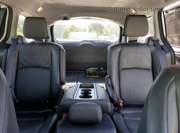 5FNRL6H77NB042208 2022 HONDA ODYSSEY White Rear seats view