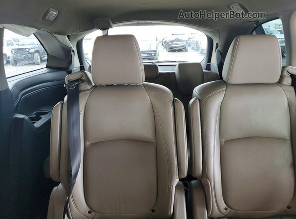 5FNRL6H78JB035259 2018 HONDA ODYSSEY Burgundy Հետևի նստատեղերի տեսք