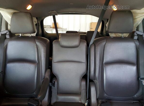 5FNRL6H78JB035830 2018 HONDA ODYSSEY Gray Rear seats view