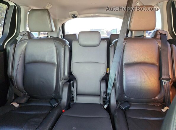 5FNRL6H78JB049131 2018 HONDA ODYSSEY White Rear seats view