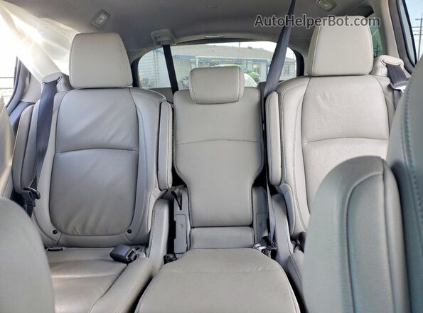 5FNRL6H78KB039605 2019 HONDA ODYSSEY Silver Вид задніх сидінь