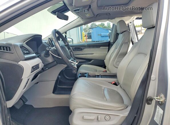 5FNRL6H78KB039605 2019 HONDA ODYSSEY Silver Вид салону спереду