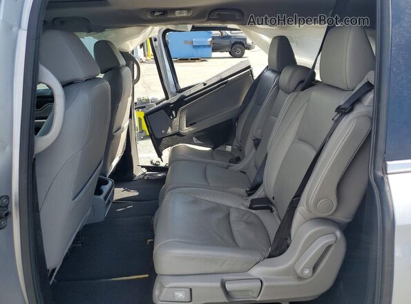 5FNRL6H78KB039605 2019 HONDA ODYSSEY Silver Вид задньої частини салону