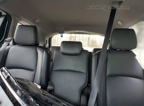 5FNRL6H78NB032562 2022 HONDA ODYSSEY White Vista de los asientos traseros