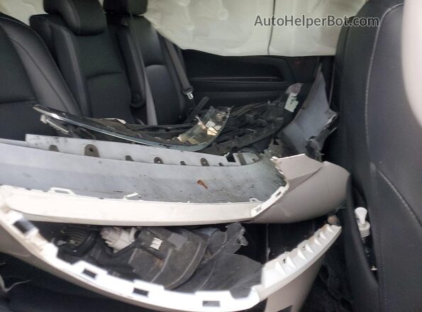 5FNRL6H78NB032562 2022 HONDA ODYSSEY White Vista interior trasera