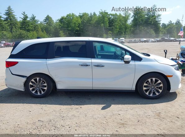 5FNRL6H78NB039818 2022 HONDA ODYSSEY White Widok wnętrza z tyłu