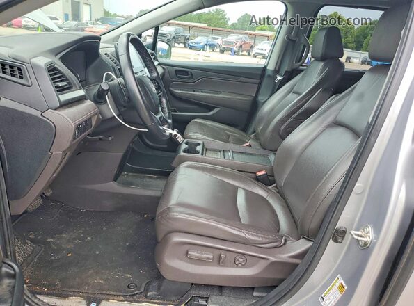 5FNRL6H79JB092196 2018 HONDA ODYSSEY Silver Սալոնի դիմացի տեսք