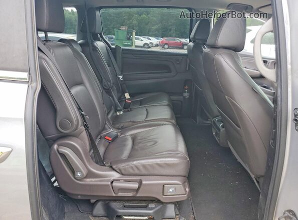 5FNRL6H79JB092196 2018 HONDA ODYSSEY Silver Սալոնի հետևի տեսք