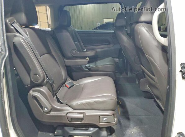 5FNRL6H79KB056817 2019 HONDA ODYSSEY White Rear interior view