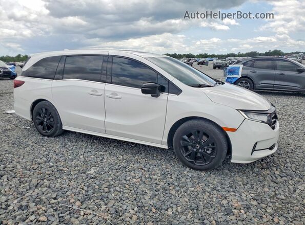 5FNRL6H79RB069366 2024 HONDA ODYSSEY White Przód prawy