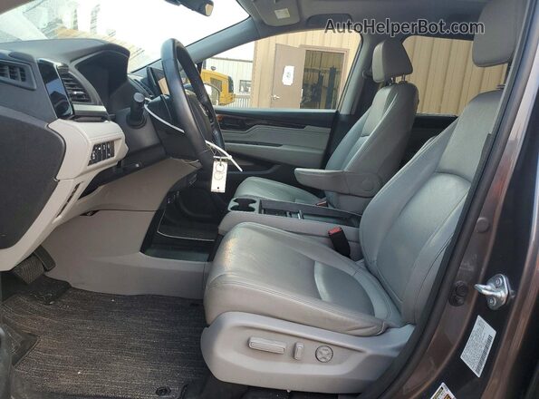 5FNRL6H80PB032941 2023 HONDA ODYSSEY Gray წინა სალონის ხედი