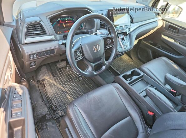 5FNRL6H81JB020837 2018 HONDA ODYSSEY White Widok deski rozdzielczej