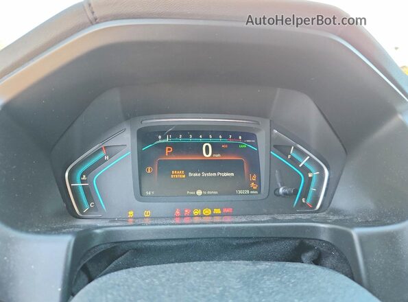 5FNRL6H81JB020837 2018 HONDA ODYSSEY White Widok zestawu wskaźników