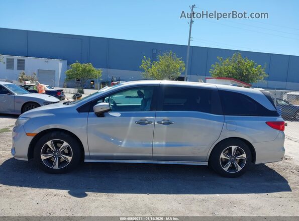 5FNRL6H82JB042507 2018 HONDA ODYSSEY Серебряный Панорамный вид салона 360°