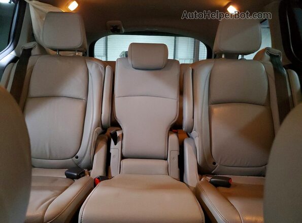 5FNRL6H82NB041573 2022 HONDA ODYSSEY Silver Rear seats view