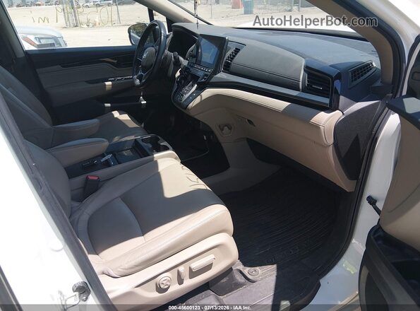 5FNRL6H83MB020522 2021 HONDA ODYSSEY White Вид салону спереду