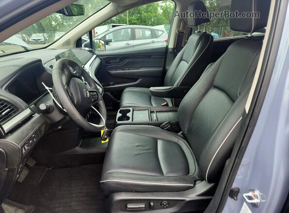 5FNRL6H83TB016470 2026 HONDA ODYSSEY Серый Вид салона спереди