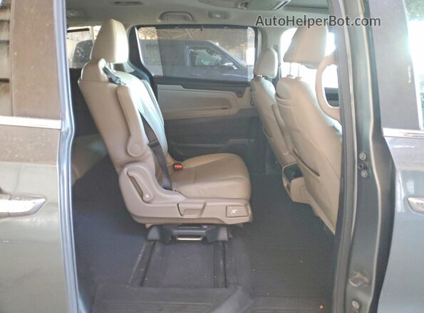5FNRL6H85JB004849 2018 HONDA ODYSSEY Teal Սալոնի հետևի տեսք
