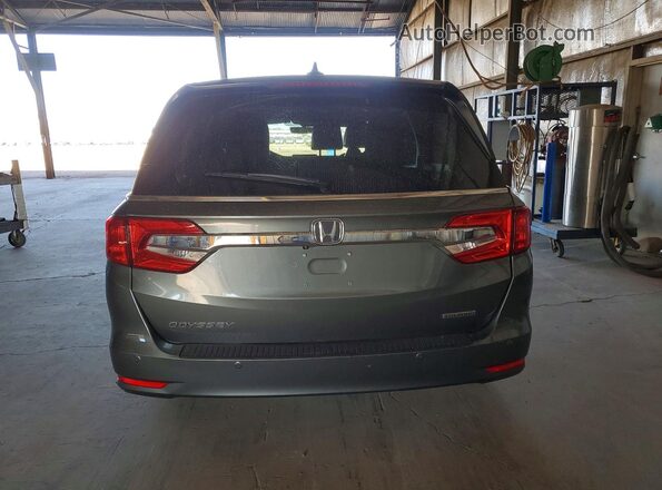 5FNRL6H85JB004849 2018 HONDA ODYSSEY Teal Հետևի տեսք