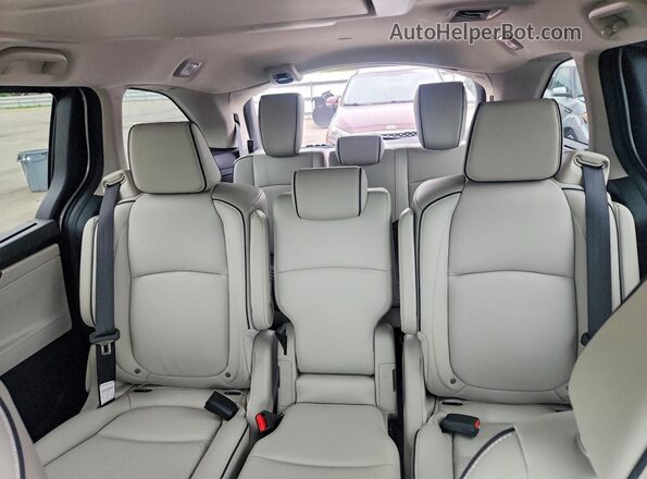 5FNRL6H85SB054183 2025 HONDA ODYSSEY Серебряный Вид задних сидений