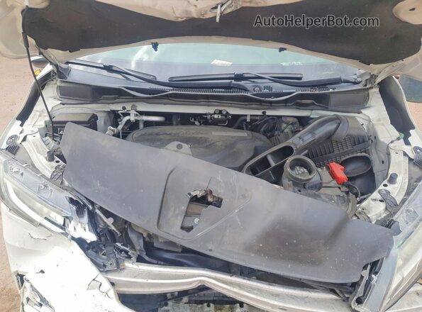 5FNRL6H88JB048635 2018 HONDA ODYSSEY White ძრავის განყოფილების ხედი