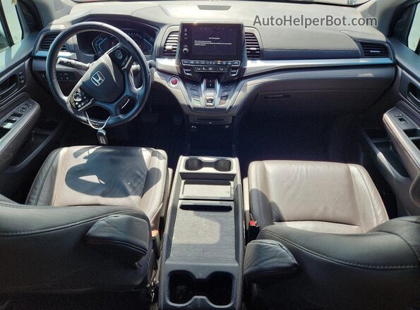 5FNRL6H88JB075558 2018 HONDA ODYSSEY Silver Dashboard view