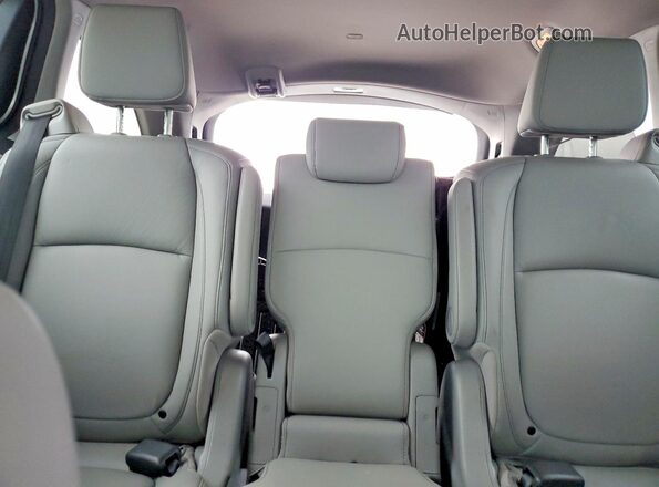 5FNRL6H88PB043878 2023 HONDA ODYSSEY Silver Вид задніх сидінь