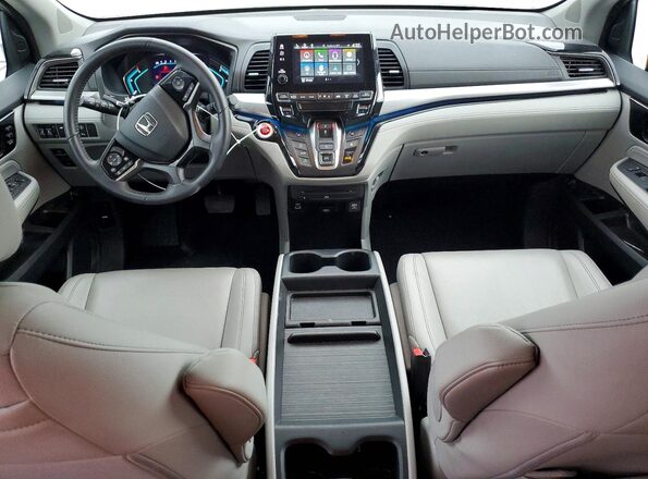 5FNRL6H88PB043878 2023 HONDA ODYSSEY Silver Вид панелі приладів