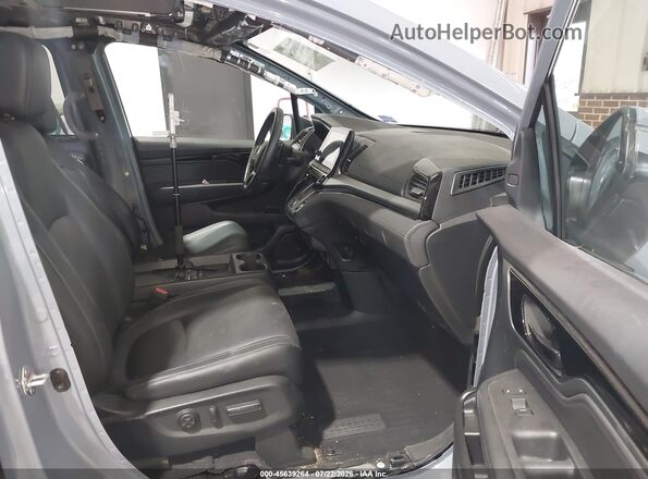 5FNRL6H88RB001553 2024 HONDA ODYSSEY Серый Вид салона спереди