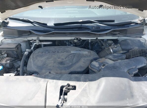 5FNRL6H89JB007057 2018 HONDA ODYSSEY White Вид ззаду