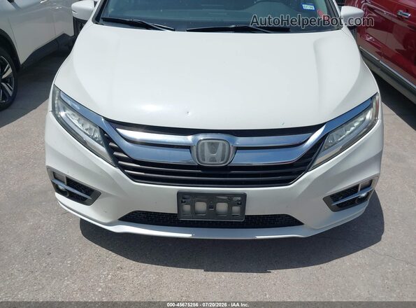 5FNRL6H89JB007057 2018 HONDA ODYSSEY White Вид спереду