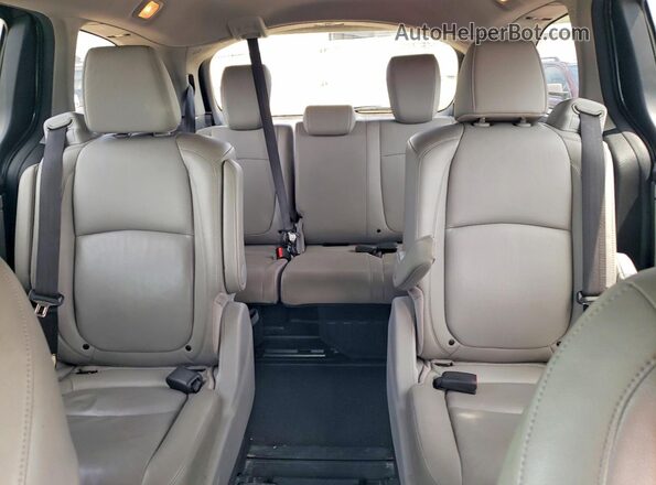 5FNRL6H89KB056213 2019 HONDA ODYSSEY Gray Rear seats view