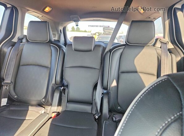 5FNRL6H90RB059911 2024 HONDA ODYSSEY White უკანა სავარძლების ხედი