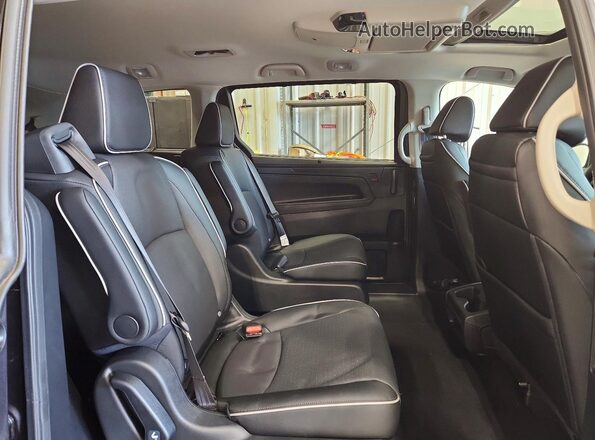 5FNRL6H92TB043703 2026 HONDA ODYSSEY Gray Вид задньої частини салону