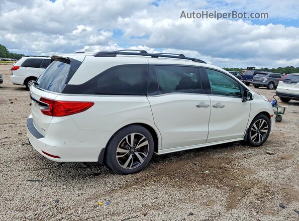 5FNRL6H93JB055582 2018 HONDA ODYSSEY Белый Задняя правая четверть