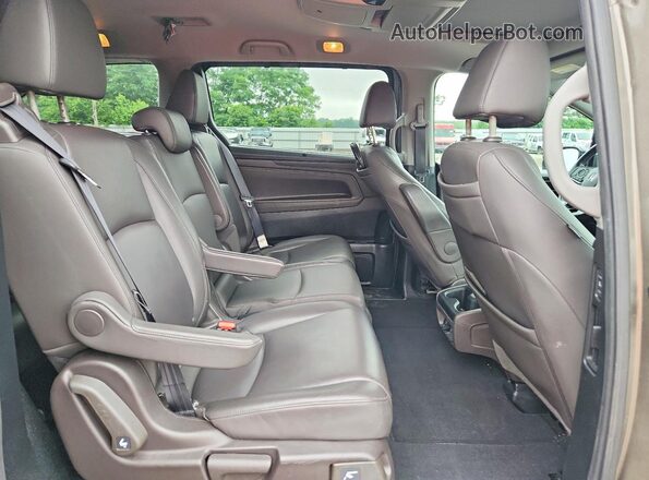 5FNRL6H94JB001398 2018 HONDA ODYSSEY Gray Widok wnętrza z tyłu