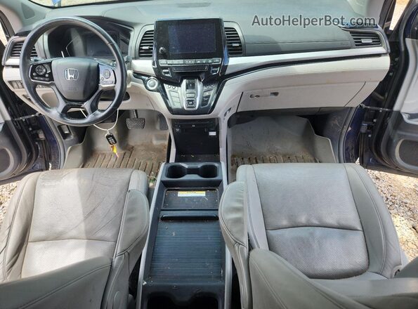 5FNRL6H94JB078353 2018 HONDA ODYSSEY Blue Вид панелі приладів