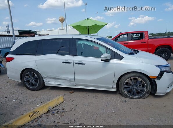 5FNRL6H94NB065138 2022 HONDA ODYSSEY White Widok wnętrza z tyłu