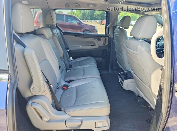 5FNRL6H97JB002450 2018 HONDA ODYSSEY Blue უკანა სალონის ხედი