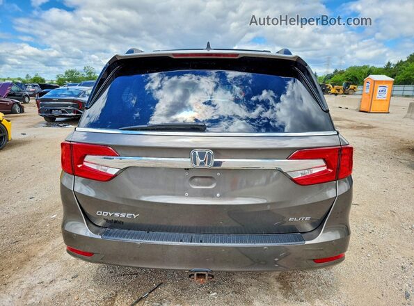 5FNRL6H97JB014937 2018 HONDA ODYSSEY Желто-коричневый Вид сзади