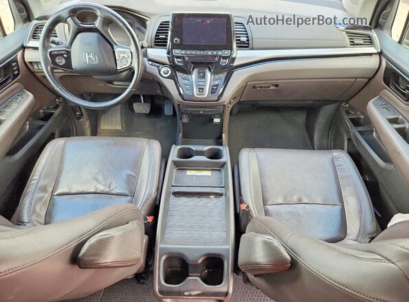 5FNRL6H97JB014937 2018 HONDA ODYSSEY Желто-коричневый Вид панели приборов