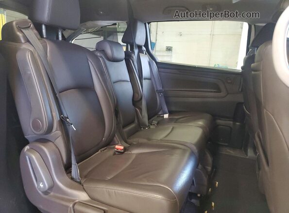 5FNRL6H98JB050796 2018 HONDA ODYSSEY White Вид задньої частини салону