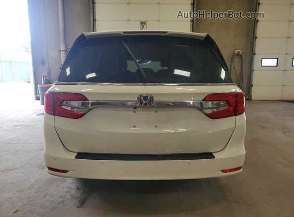 5FNRL6H98JB050796 2018 HONDA ODYSSEY White Вид ззаду